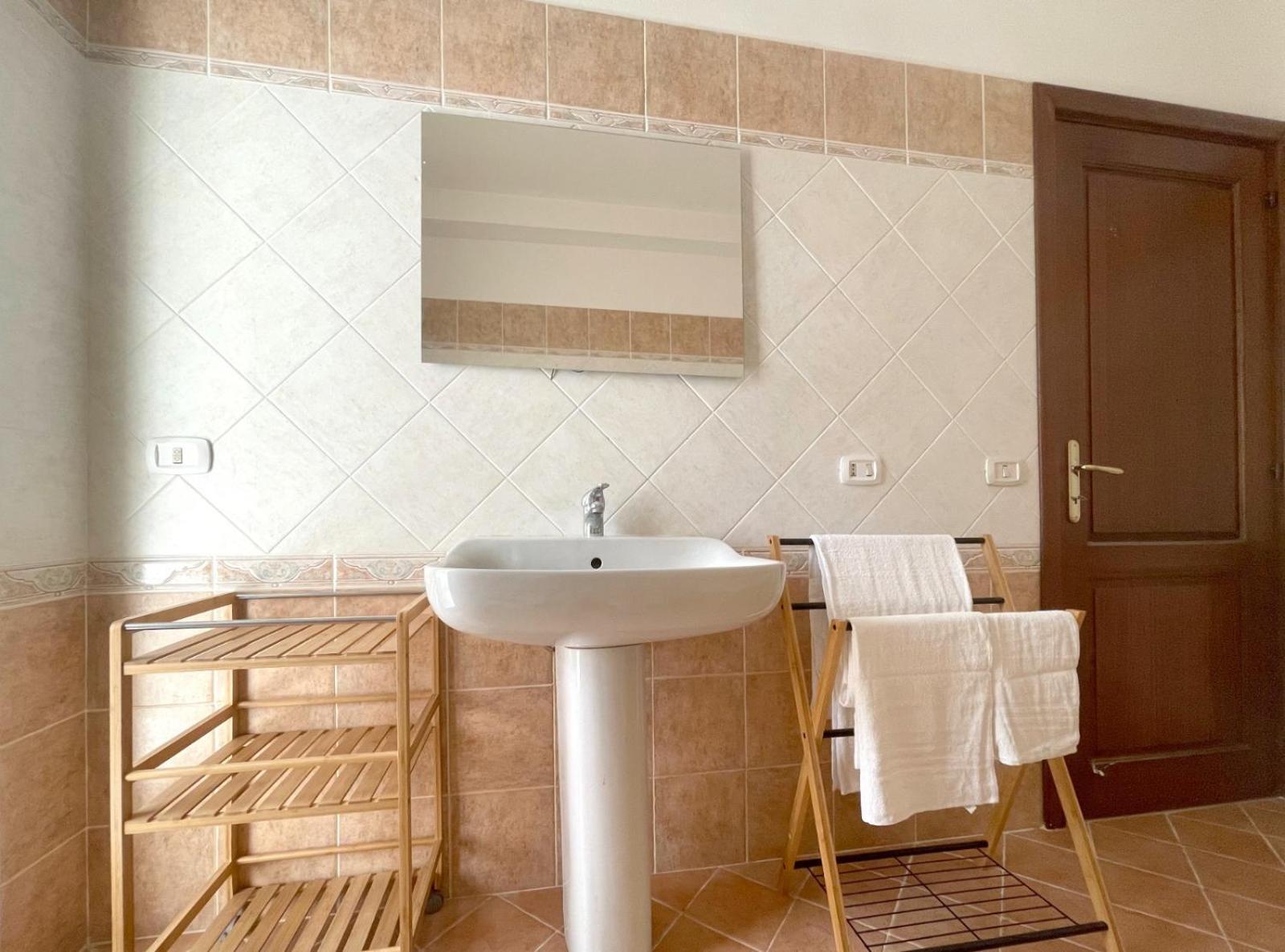 Cocteau House Appartement Olbia Buitenkant foto